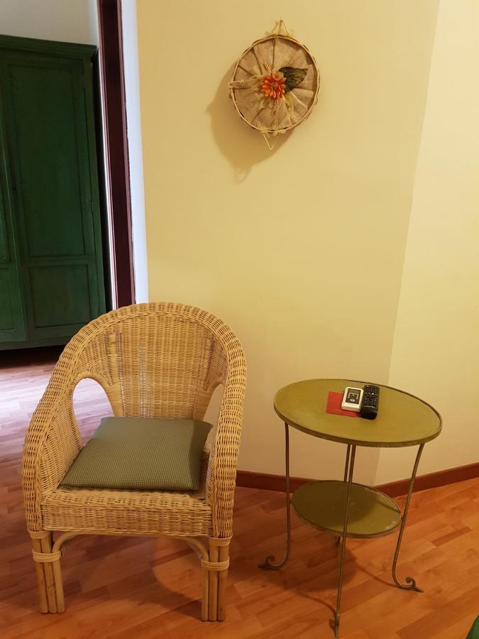 B&B La Piazzetta Paola Exterior photo